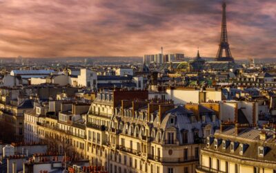 Quand l&rsquo;art rencontre les sciences : initiatives parisiennes de formations interdisciplinaires
