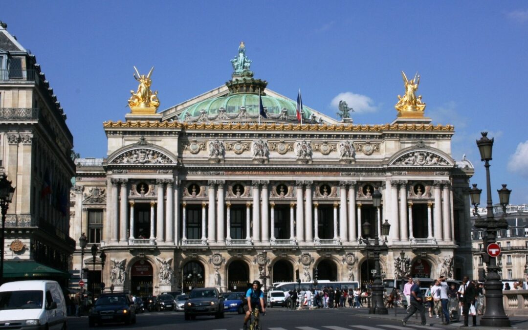 Les Petits Secrets des Grandes Écoles : Plongée dans les Formations Scientifiques à Paris
