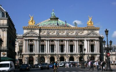 Les Petits Secrets des Grandes Écoles : Plongée dans les Formations Scientifiques à Paris